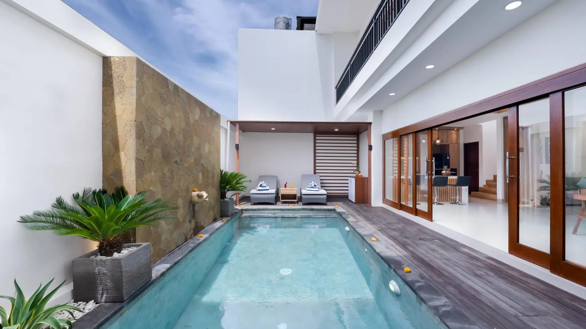 Villa Marili Seminyak By Nagisa Bali 印尼
