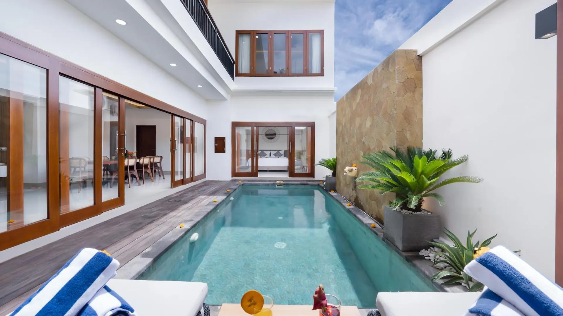 Villa Marili Seminyak By Nagisa Bali 印尼